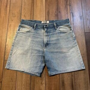 Vintage Baggy Jean Shorts Jorts Men's‎ size 38 Wrangler